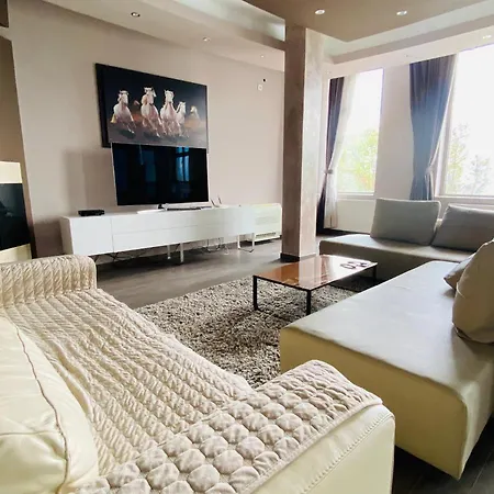 Sunny Side Skopje Apartment *